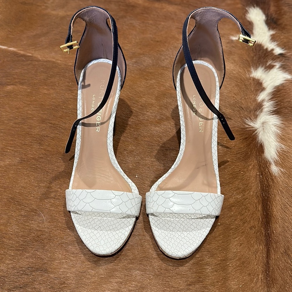 Pre-own Kurt Keiger Heels